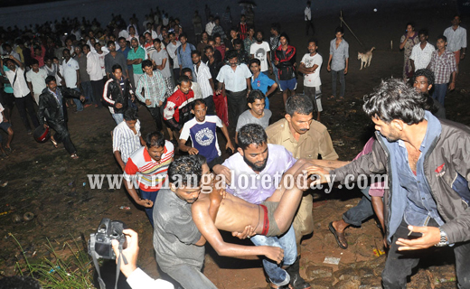 5 teenagers meet watery grave at Baddodi Kudru near Tannirbavi